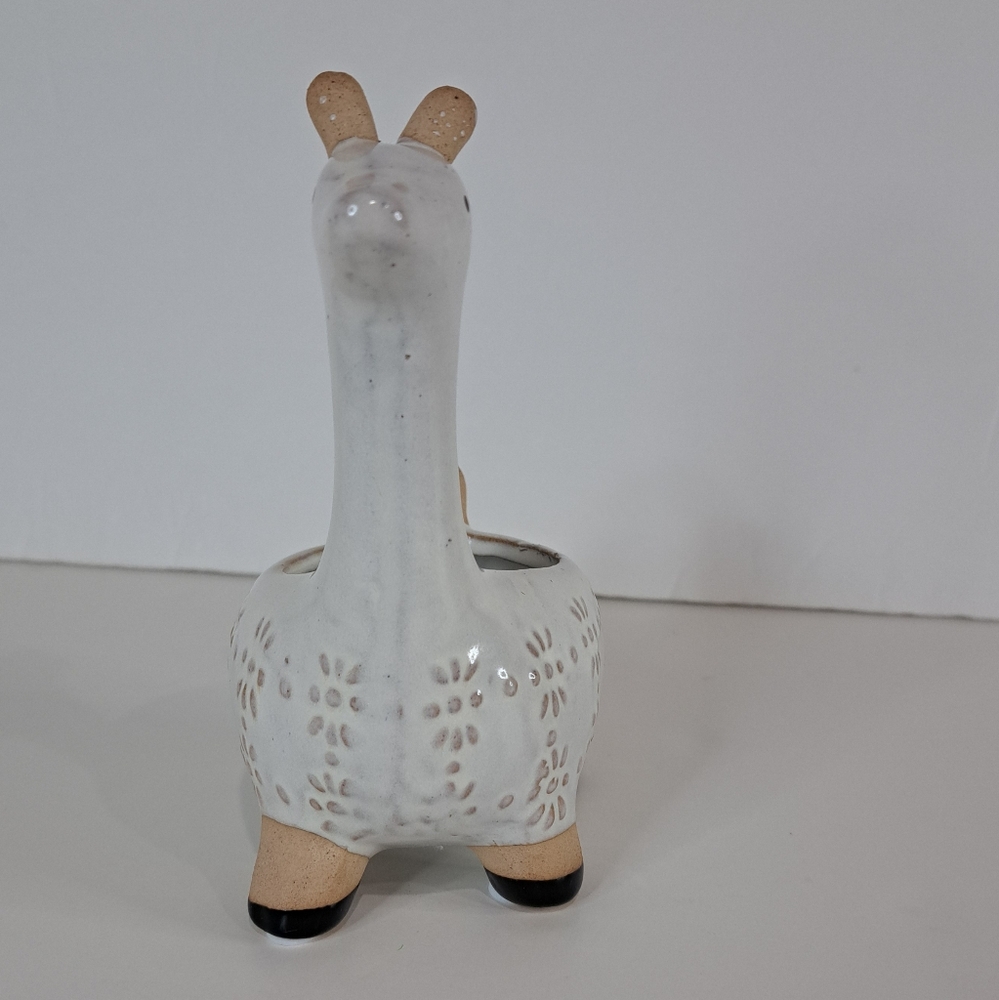 Ceramic White Giraffe Textured Succulent Air Plant Planter Indoor Nursery Decor - Picture 3 of 11
